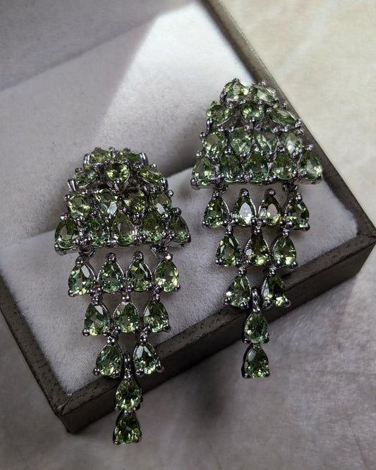 Exquisite Sterling Silver Earrings Adorned with Natural Peridots (chrysolite)